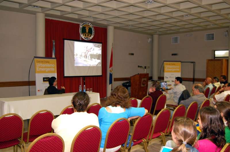 Charla con Arq. Diez